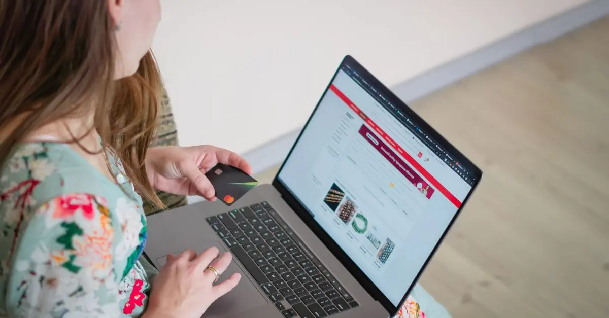 Comment fonctionnent les algorithmes de recommandation en ligne